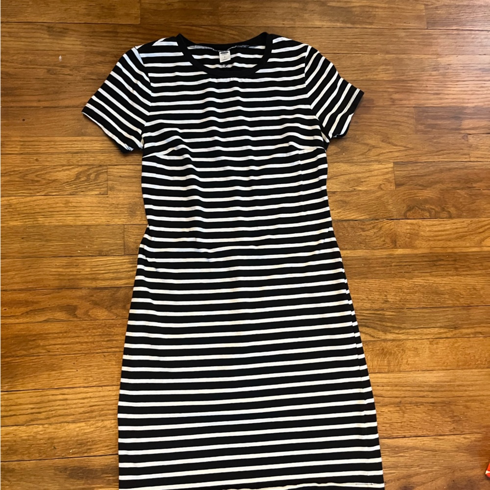 Old Navy Black and White Stripe Dress